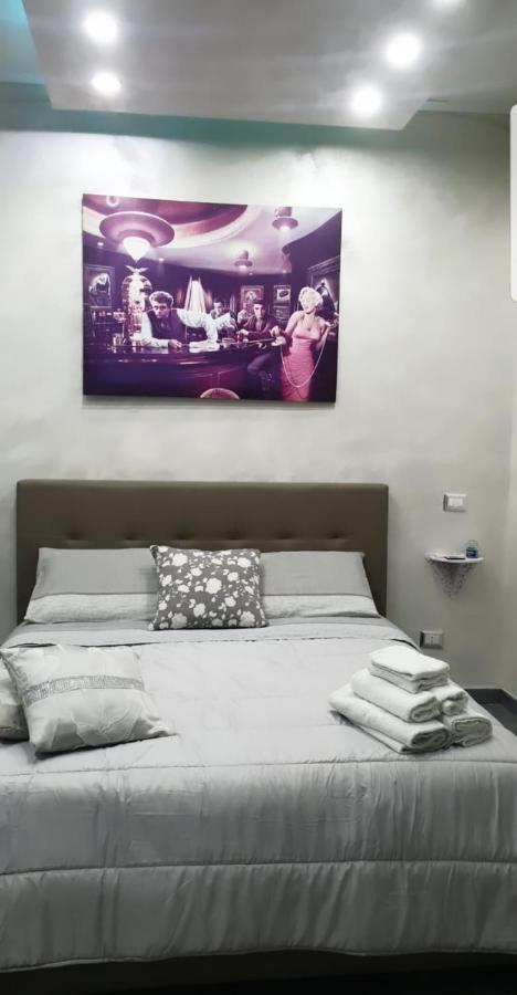 B&B Rosy Наполи Екстериор снимка