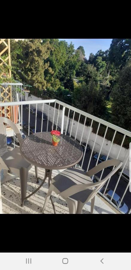 B&B Rosy Наполи Екстериор снимка